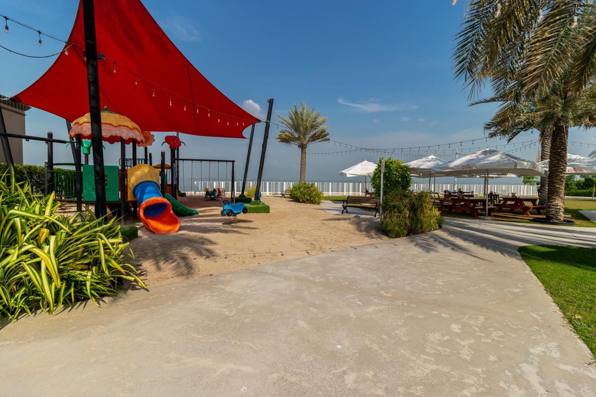 Barracuda Resort Umm al-Quwain Esterno foto