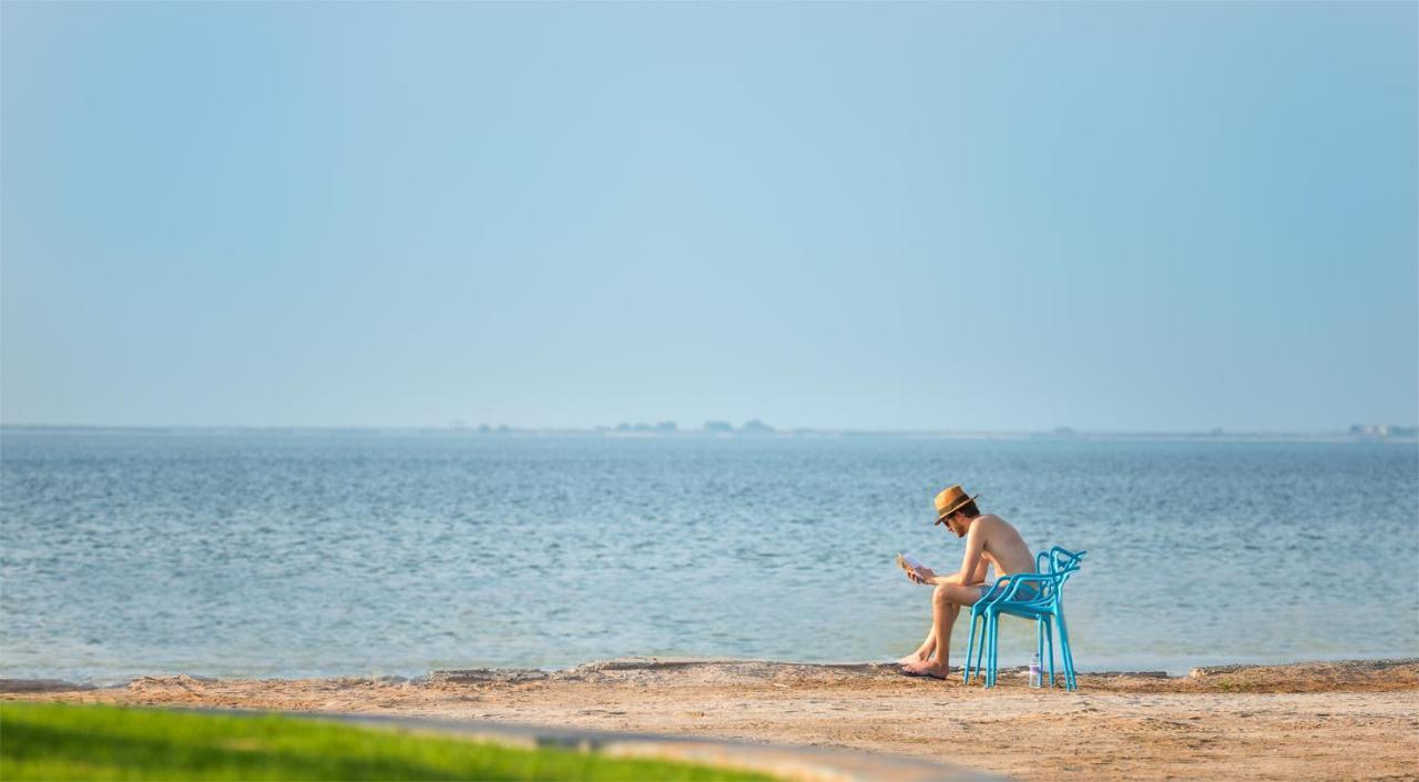 Barracuda Resort Umm al-Quwain Esterno foto